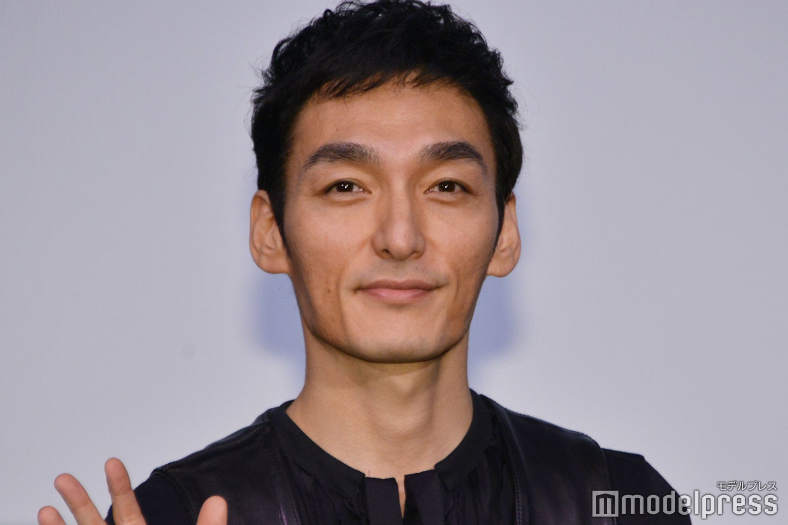 草なぎ剛（C）モデルプレス