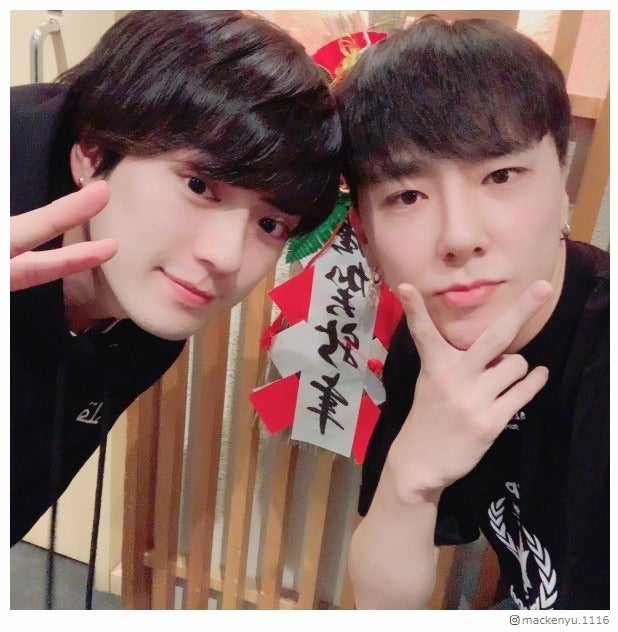 新田真剣佑、韓国イケメンダンサーと2ショット ファンから驚きの声殺到