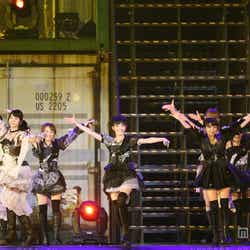 「AKB48 2013 真夏のドームツアー~まだまだ、やらなきゃいけないことがある~」ナゴヤドーム公演初日より(C)AKS