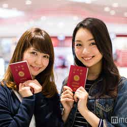 パスポートおよび30日以内に海外へ出国する航空券を持参／モデル：比留川良子、百済友希（C）モデルプレス