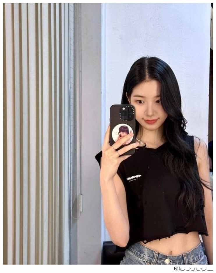 LE SSERAFIMカズハ、スマホステッカーに注目集まる「愛されすぎ」