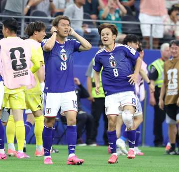 負傷交代の久保建英は取材対応なし 森保監督「まだ詳細は聞いてない」チーム広報「今すぐ病院で検査という状況ではない」
