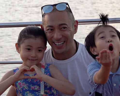 小林麻央さんとの別れから1年、新たな一歩を踏み出した市川海老蔵一家の姿に独占密着