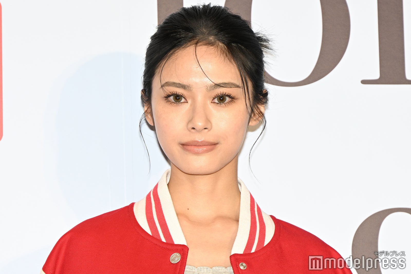 安斉星来、ほっそり美くびれ披露 フェス参戦に意気込み＆“お願い”も【トミー ガール ローンチパーティー】