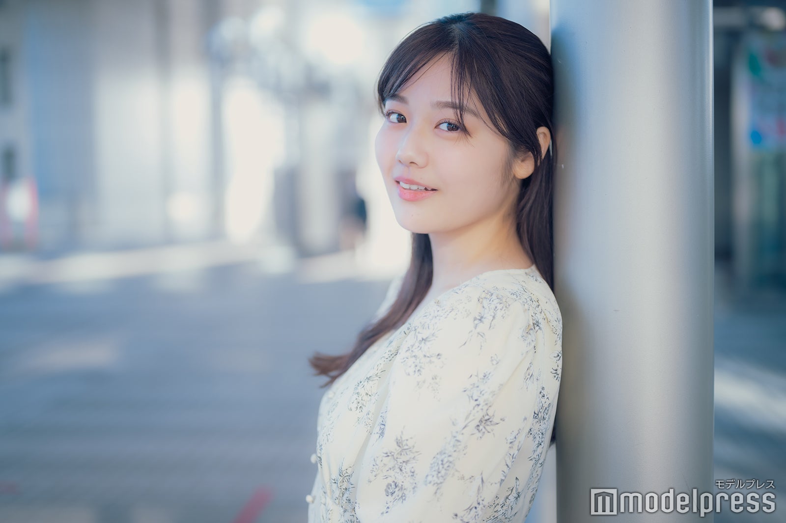 峯本奈津さん（C）モデルプレス