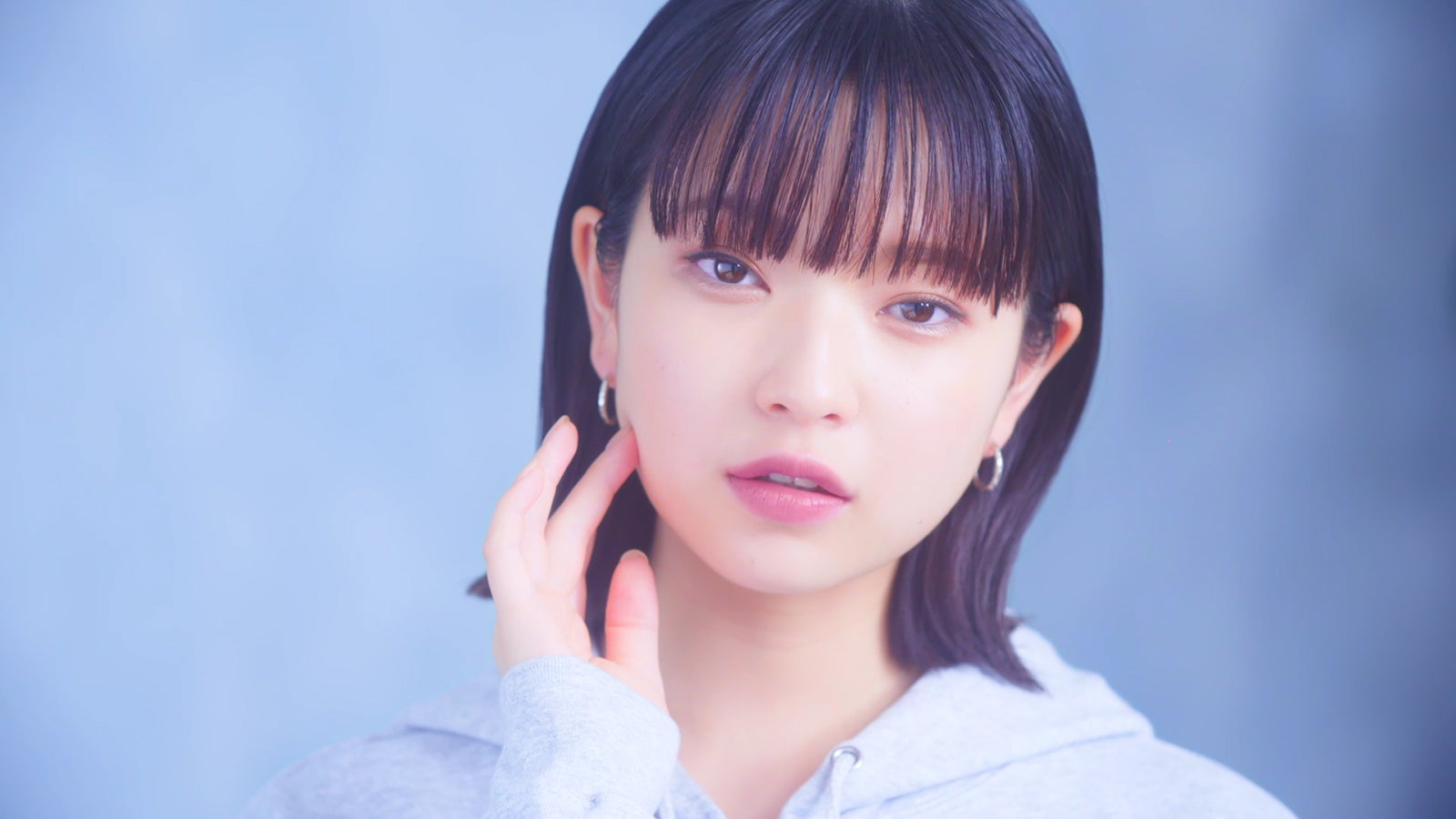 田中芽衣／WEB動画「なりたいわたしが見つかるルージュ」より（提供写真）