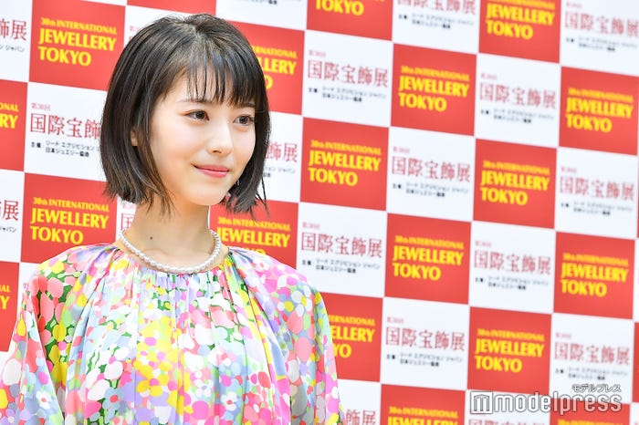 浜辺美波(C)モデルプレス