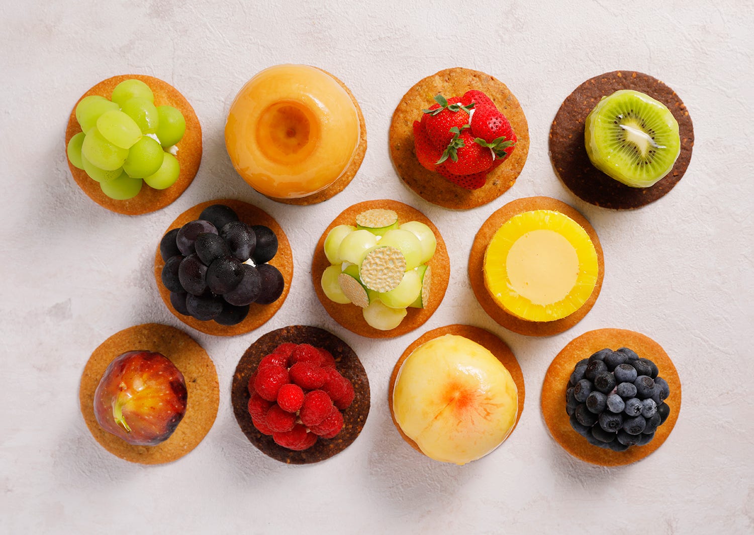 富山の博物館カフェ「KININAL(キニナル)」の果物まるごとケーキは完売必至の人気スイーツ