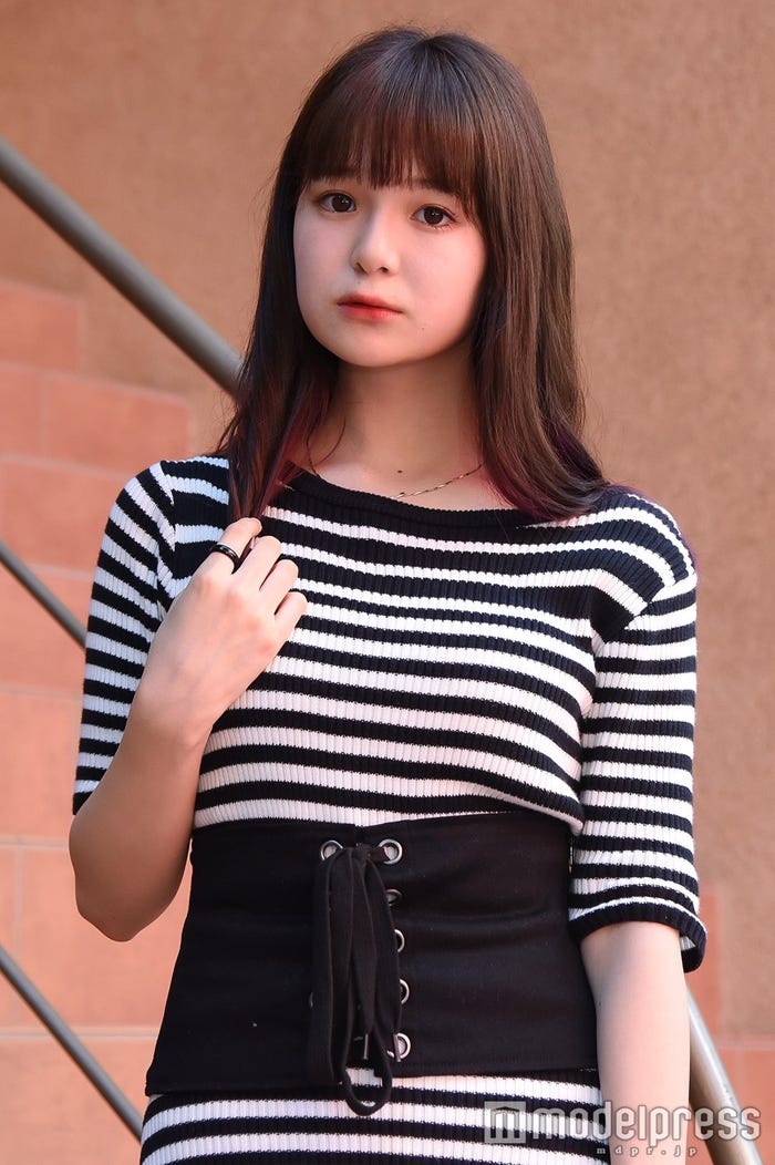 カプ式会社ハイパーモチベーションの詩島萌(もも)/ (C)モデルプレス