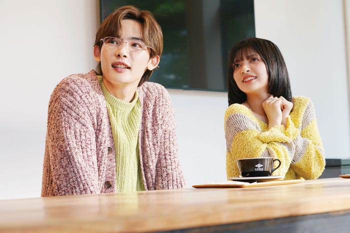 NOA、甲田まひる(C)ましろ/COMISMA INC.(C)2025『山田くんとLv999の恋をする』製作委員会