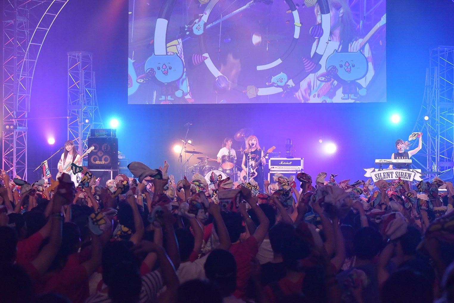 SILENT SIREN主催フェスに豪華出演者集結　新曲も初披露