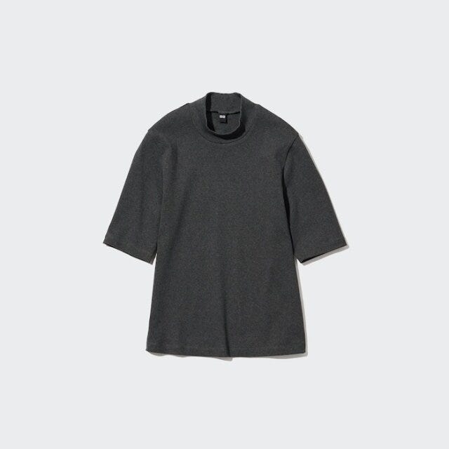 ユニクロ　キレイ色トップス　イロチ買い　ハイネックT　単体