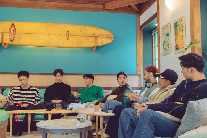 (左から)リョウタ、シュン、ダイ、テホン、アラン、カズト、イクオ/Netflixリアリティシリーズ「ボーイフレンド」 世界独占配信中