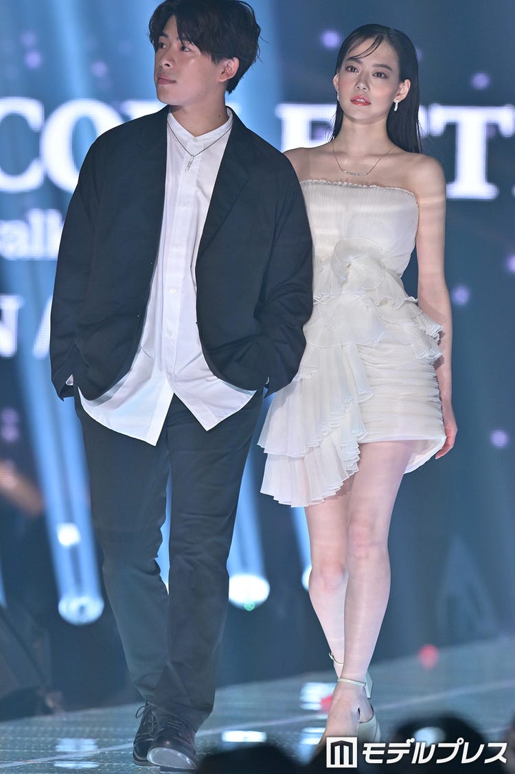 画像9/14) なこなこカップル、なごみの手にこーくんがキス “プロポーズ  