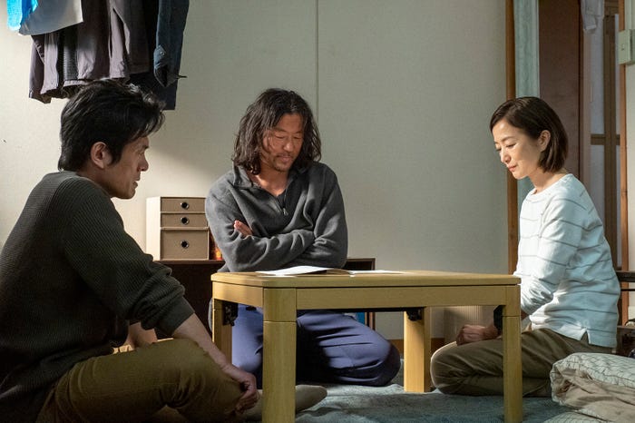 内野聖陽、浅野忠信、鈴木京香(C)NHK