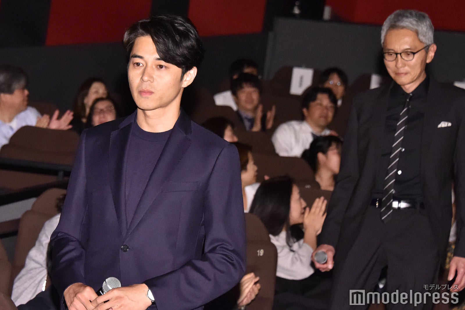 東出昌大、松重豊 （C）モデルプレス