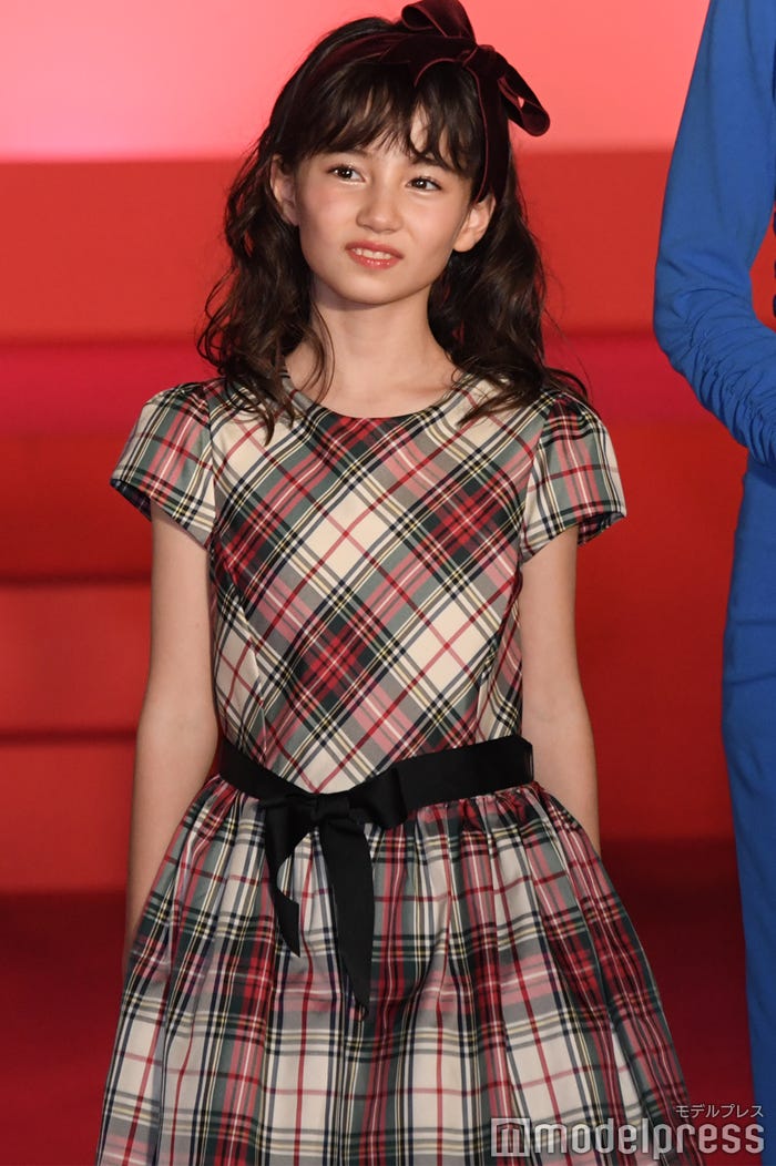 マイカ・ピュ(C)モデルプレス