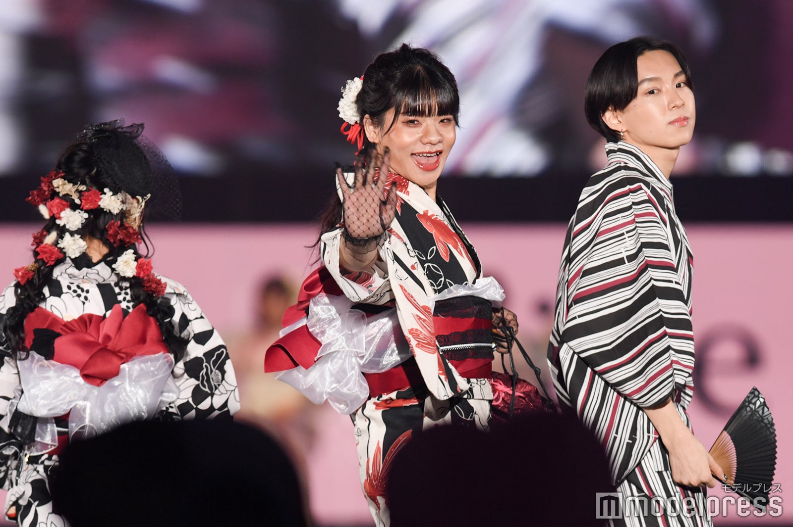 ウチら3姉妹／（左から）ゆら、とうあ、こま（C）モデルプレス