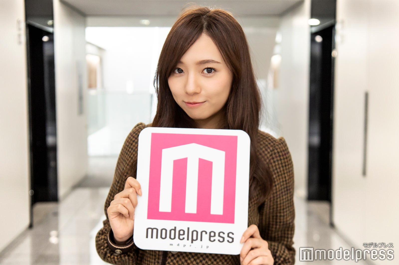 新内眞衣（C）モデルプレス