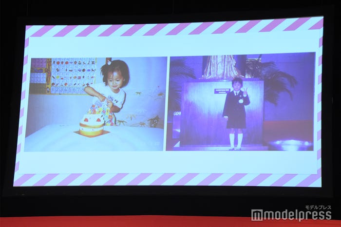 前田敦子、幼少期の写真を公開(C)モデルプレス