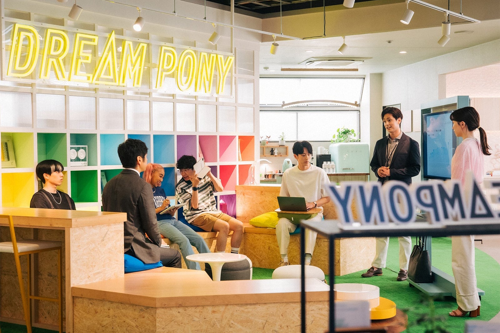 坂東龍汰、西島秀俊、青山テルマ、前原滉、杉野遥亮、山口貴也、永野芽郁／「ユニコーンに乗って」第3話より（C）TBS／撮影：加藤春日