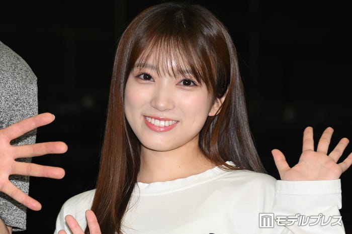 矢吹奈子(C)モデルプレス