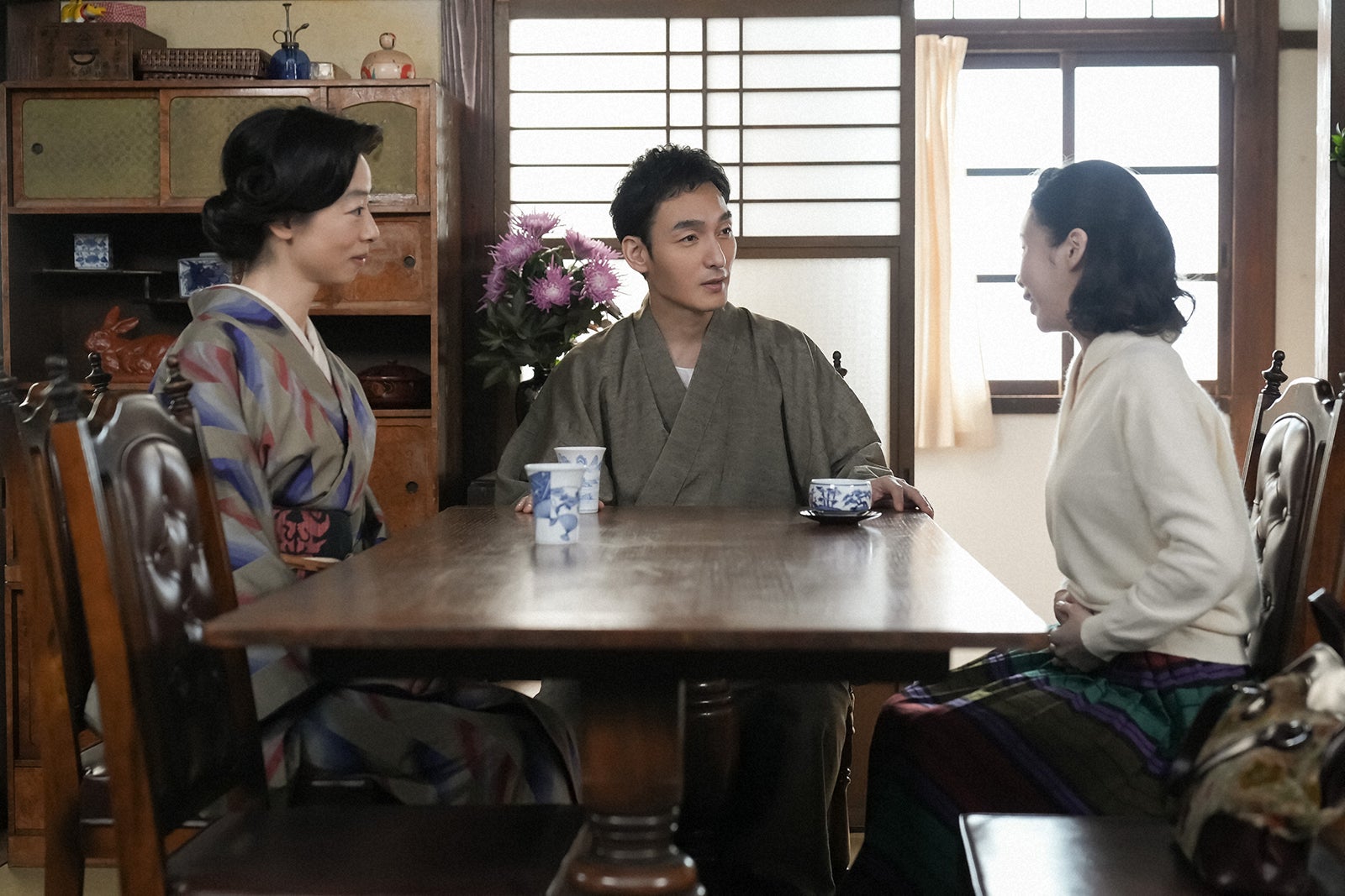 市川実和子、草なぎ剛、趣里「ブギウギ」第81話（C）NHK