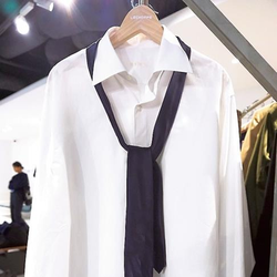 レショップ 「コモリ」など国内ブランドとの協業に注力