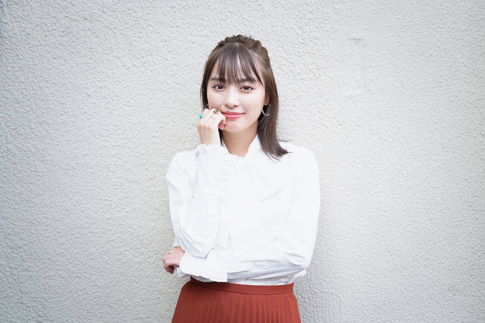 内田理央／撮影：中山駿