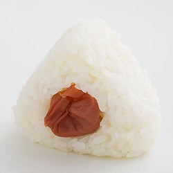 ご飯がもちもち! 有機米が驚くほどおいしい、米も具材もこだわり抜いた「有機米おむすび専門店」