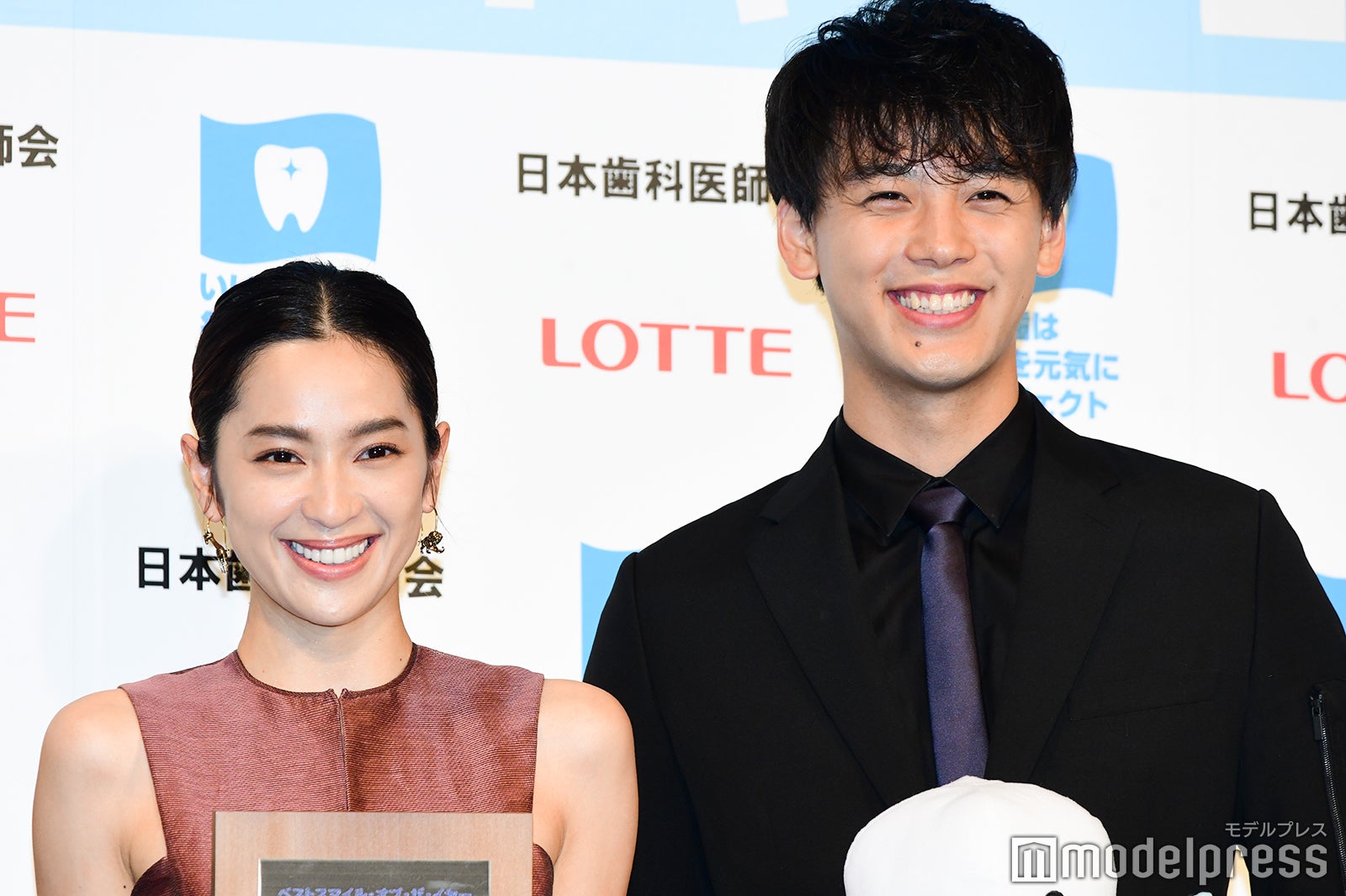 中村アン、竹内涼真 （C）モデルプレス