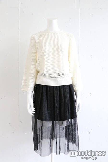 「GINGER ALE」スプリングニット/¥11000→ ¥5500 50%OFF、チュール ¥9800 → ¥4900 50%OFF