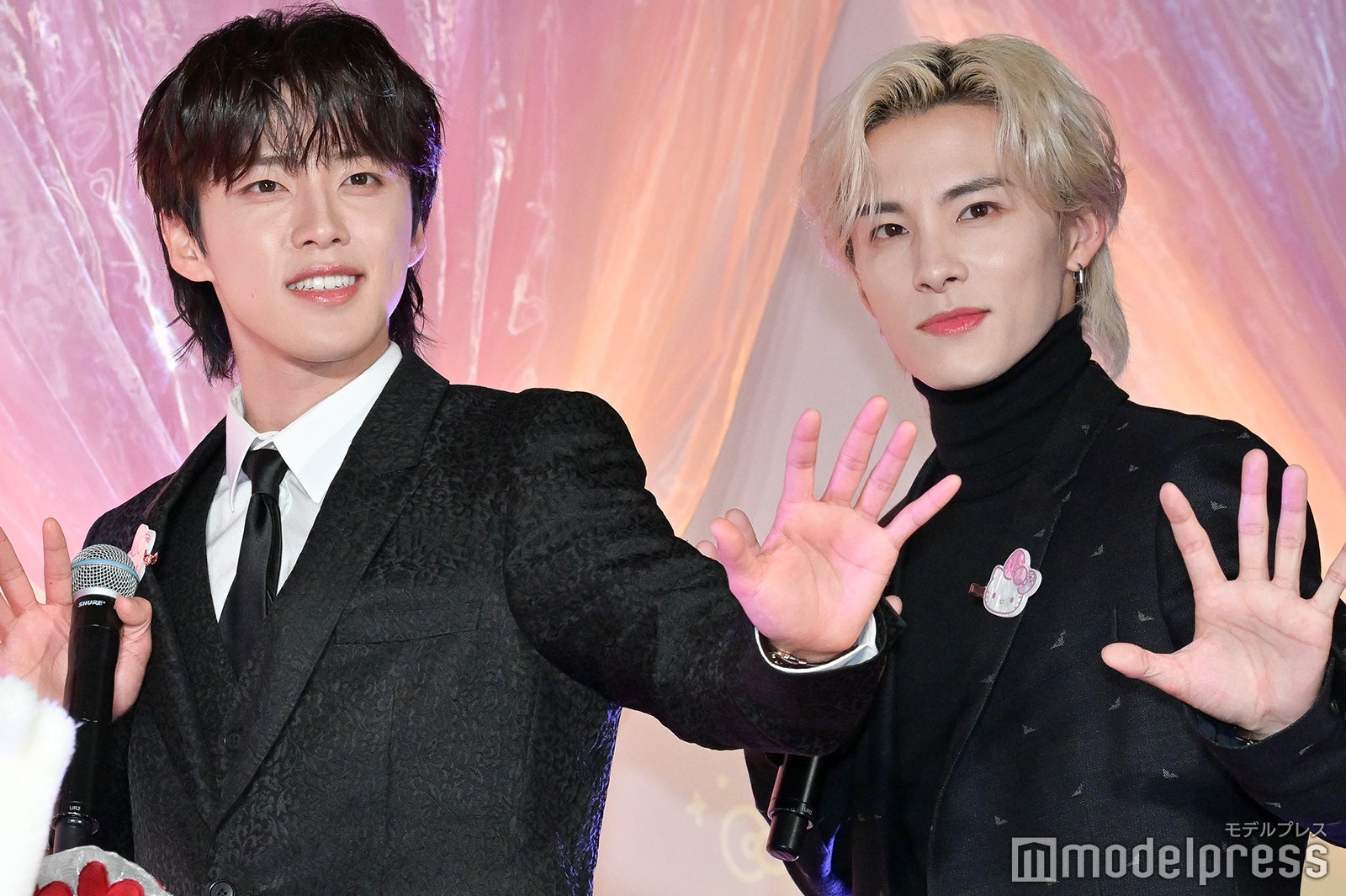 河野純喜、川西拓実（C）モデルプレス