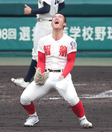 プロ注目 智弁学園・杉本熱投143球 4安打1失点で2戦連続完投星「気持ち前面に出た」5年ぶり8強