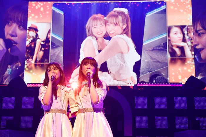 本村碧唯、下野由貴(C)Mercury