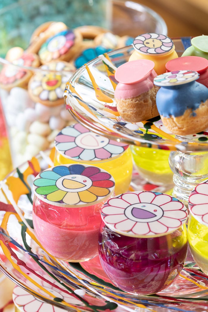 村上隆フラワーアフタヌーンティー(C)2020 Takashi Murakami/Kaikai Kiki Co.,Ltd.All Rights Reserved.