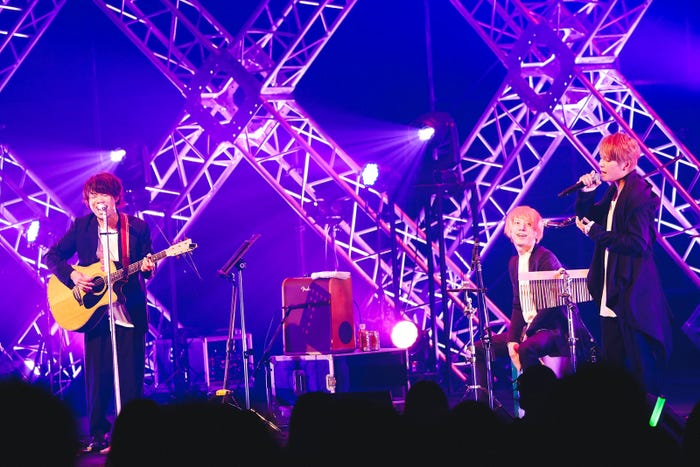 KEYTALK&手越祐也/写真:関口佳代(提供写真)