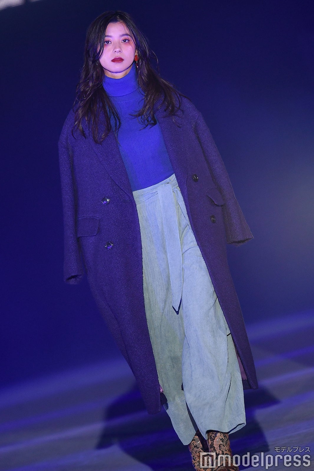 朝比奈彩 （C）モデルプレス