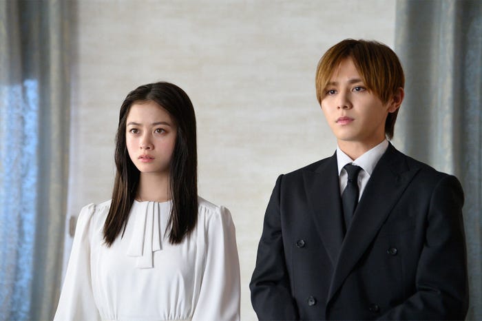 橋本環奈、山田涼介「王様に捧ぐ薬指」第9話より(C)TBS