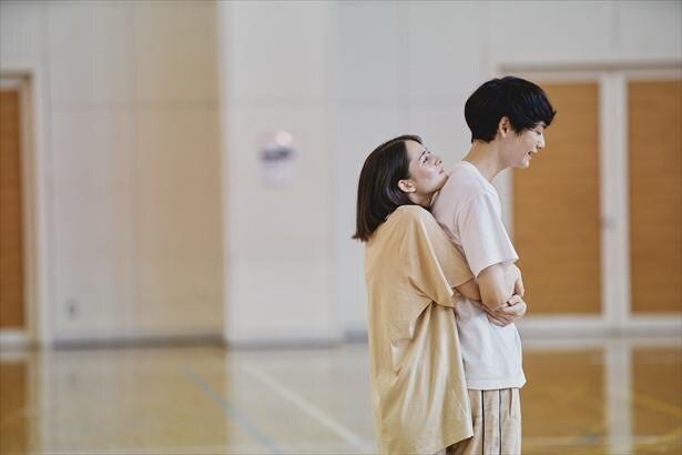 アザラシカップル の腹ばいキスに視聴者興奮 何時間でも見ていたい 恋愛ドラマな恋がしたい モデルプレス