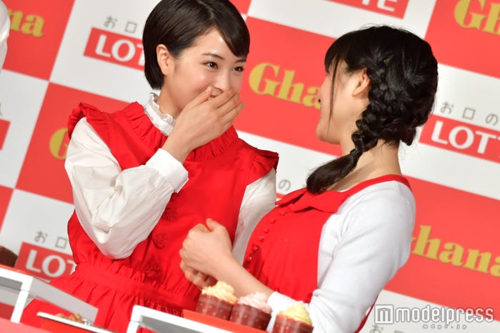 後ろから見ても可愛い (C)モデルプレス