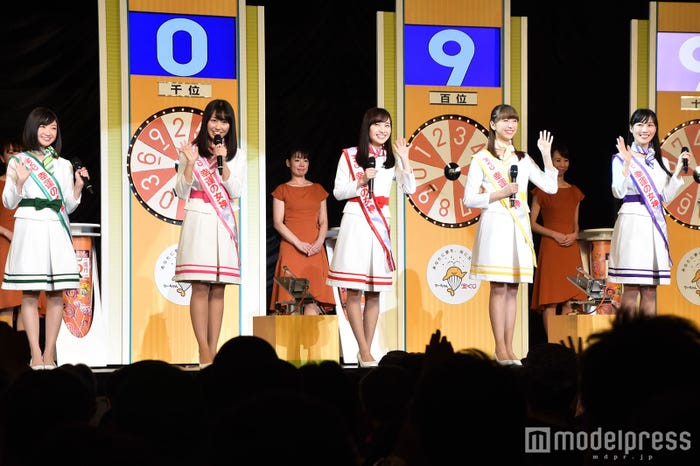 (左から)有安杏果、佐々木彩夏、百田夏菜子、玉井詩織、高城れに (C)モデルプレス