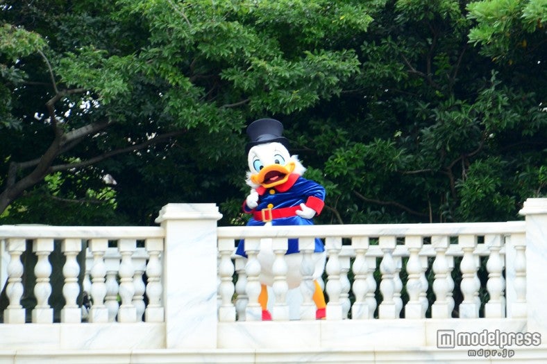 新プログラム「ニューヨーク・ハロウィーン・フォリーズ」／スクルージ・マクダック