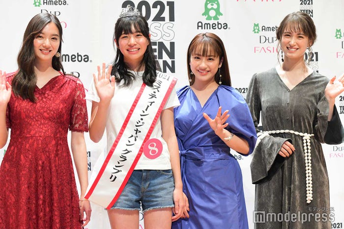 新川優愛、鈴木爽さん、平祐奈、トラウデン直美 (C)モデルプレス
