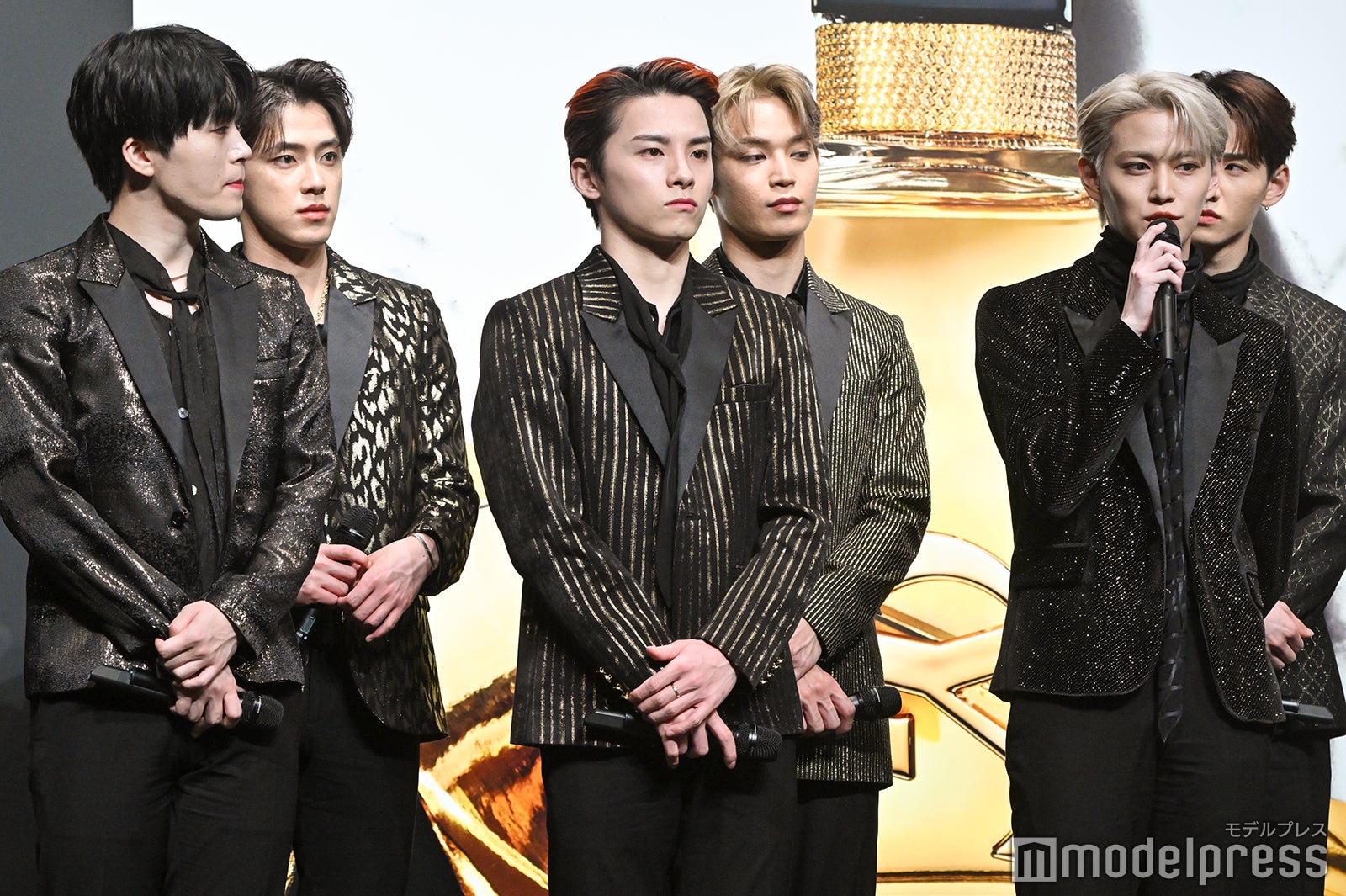 JO1（C）モデルプレス