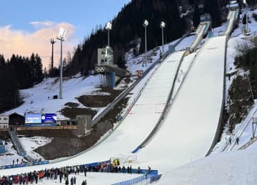 丸山希は全体3位、高梨沙羅は7位 トップはプレブツ【ジャンプ女子トライアルラウンド】