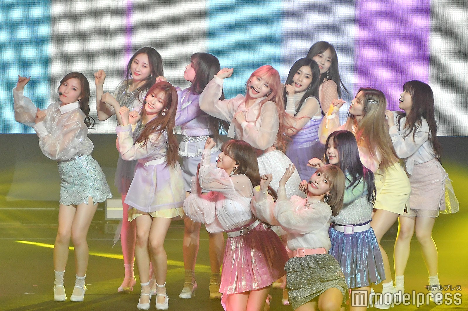 IZ*ONE （C）モデルプレス