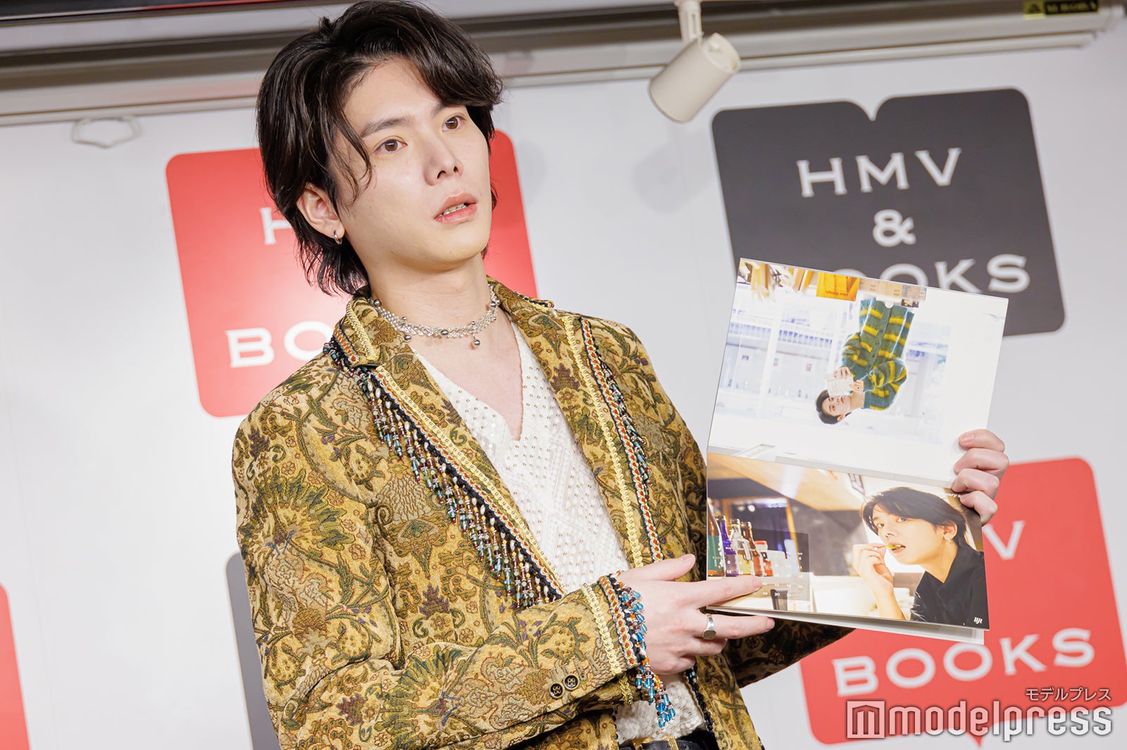 YU（C）モデルプレス