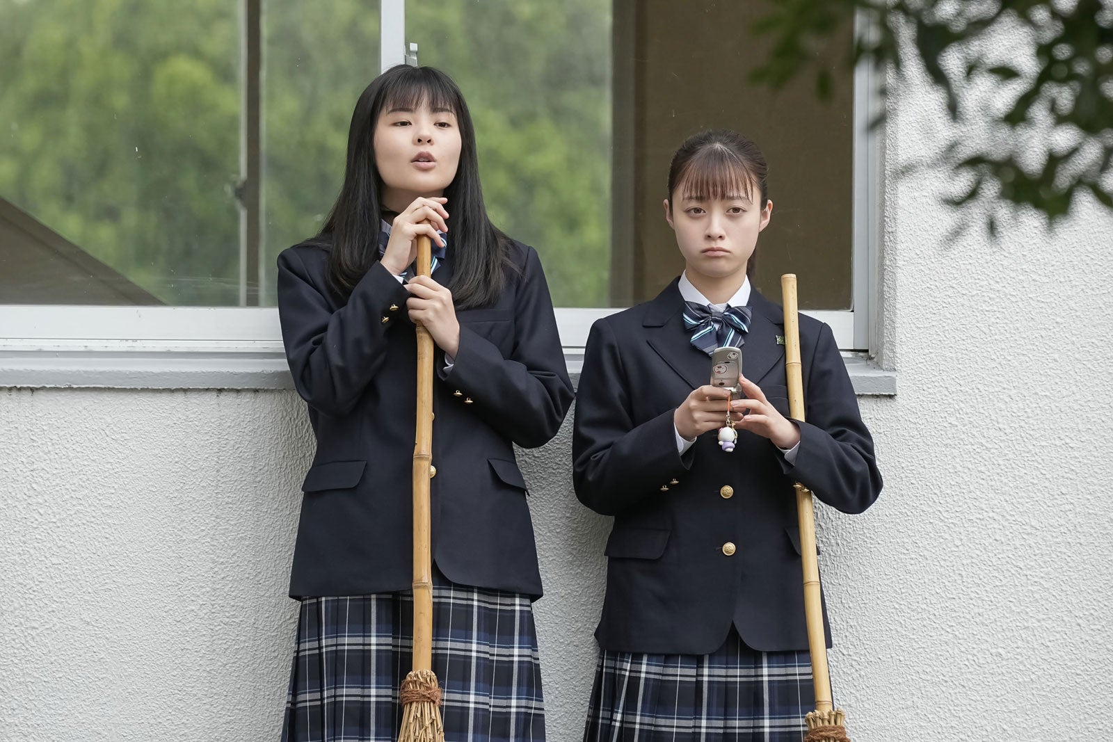 田村芽実、橋本環奈「おむすび」第6話（C）NHK