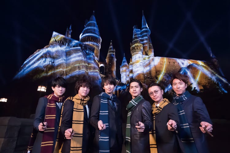 関ジャニ Usjにサプライズ登場 ハリー ポッター衣装で 史上最大の魔法 に感動 モデルプレス 関ジャニ Usjにサプライズ登場 ハリー ポッター衣装で 史上最大の魔法 に感動 モデルプレス